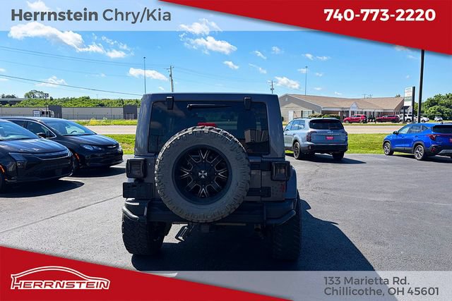 Used 2016 Jeep Wrangler Unlimited Sahara AWD/4WD image 19