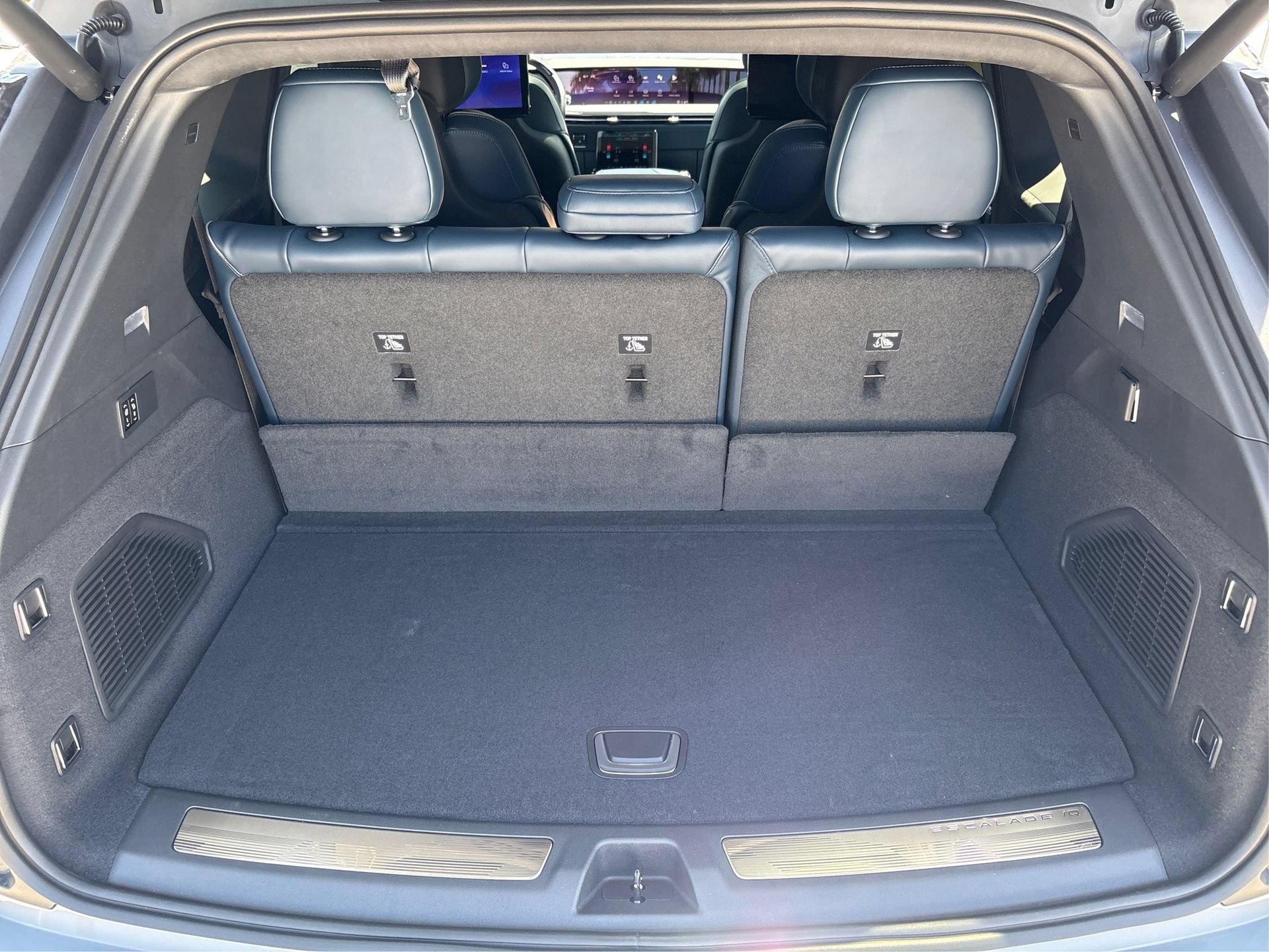 New 2026 Cadillac Escalade IQ Sport 2 AWD/4WD image 11