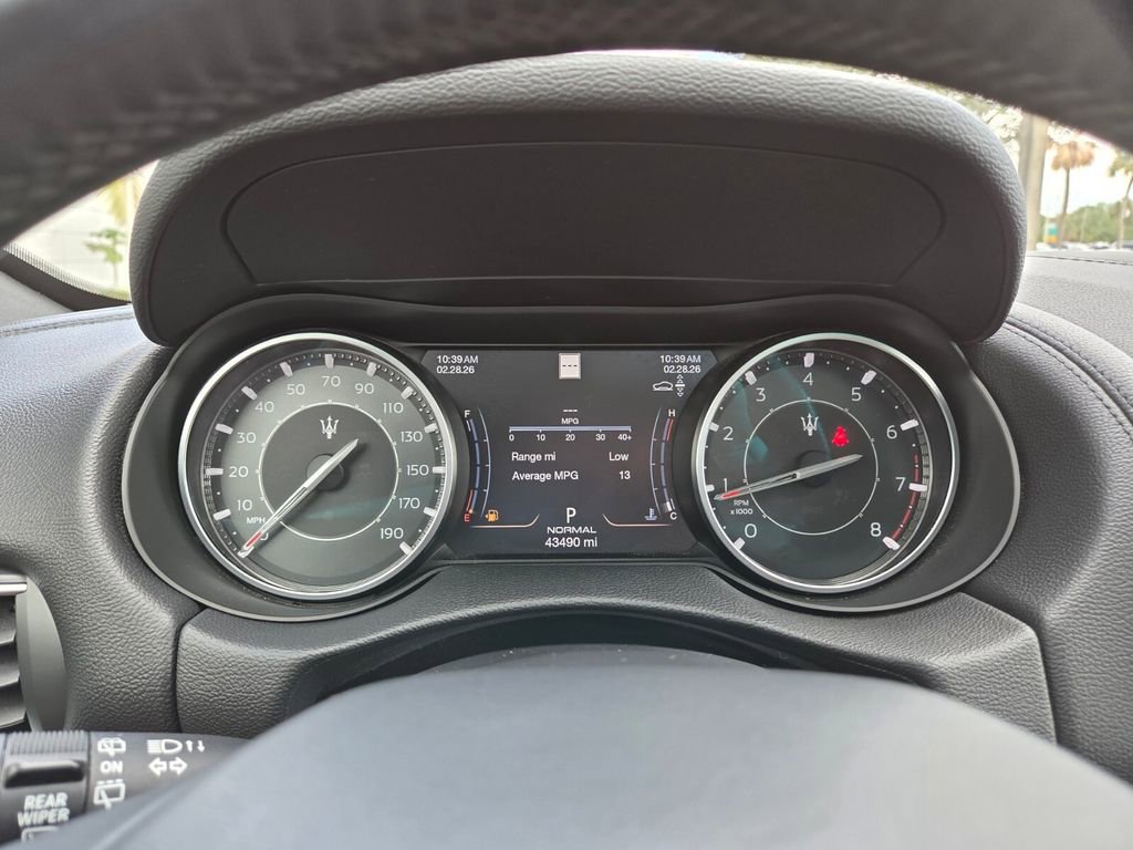 Used 2022 Maserati Levante GT image 25