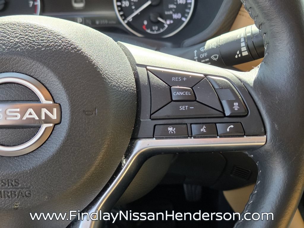Used 2025 Nissan Sentra SV w/ SV Premium Package FWD image 24