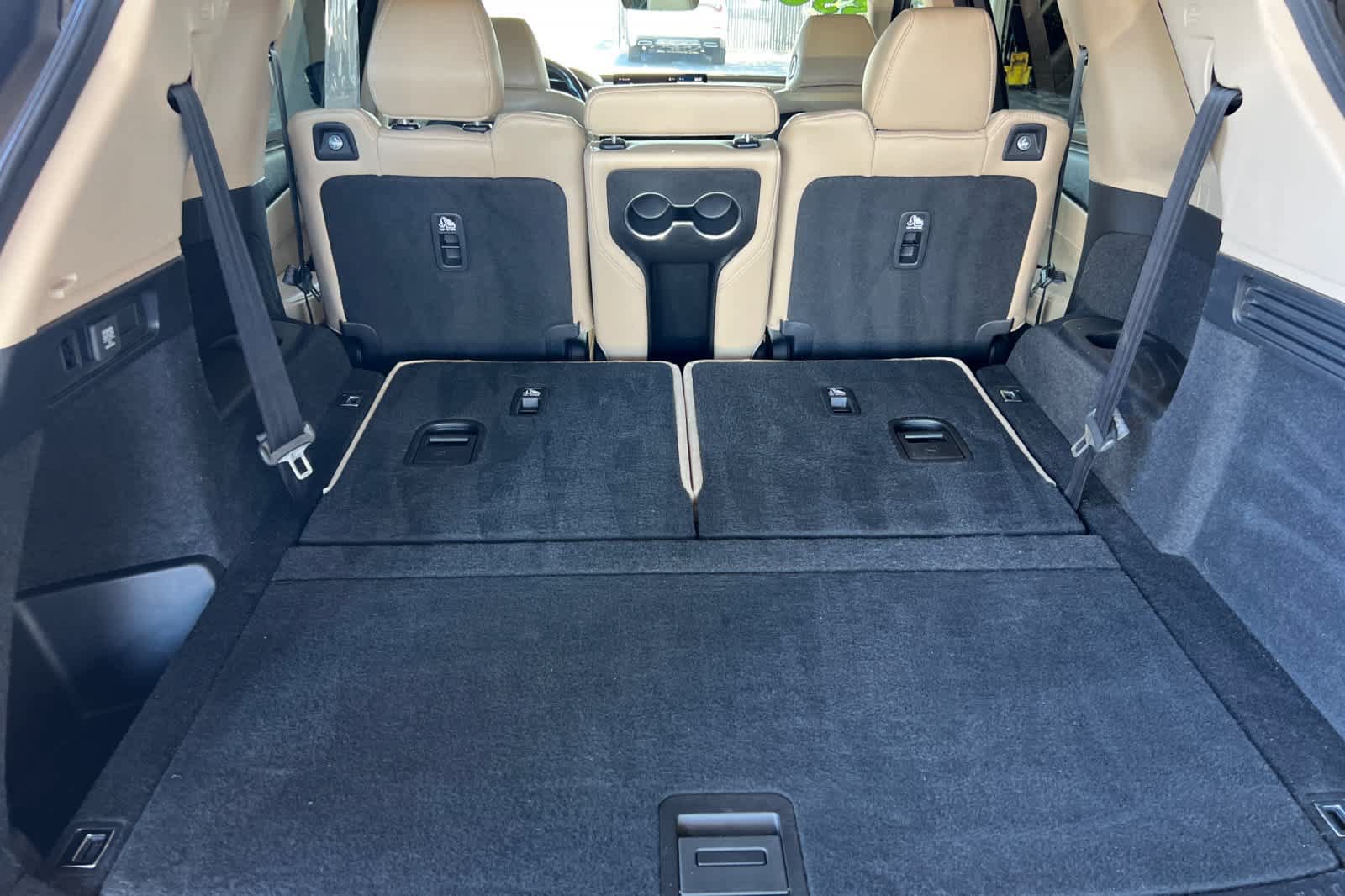 Certified 2022 Acura MDX w/ Technology Package FWD image 17