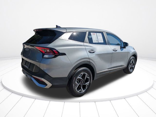 Used 2023 Kia Sportage LX AWD/4WD image 12