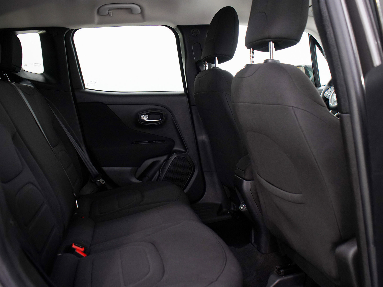 Used 2020 Jeep Renegade Latitude w/ Cold Weather Group AWD/4WD image 12