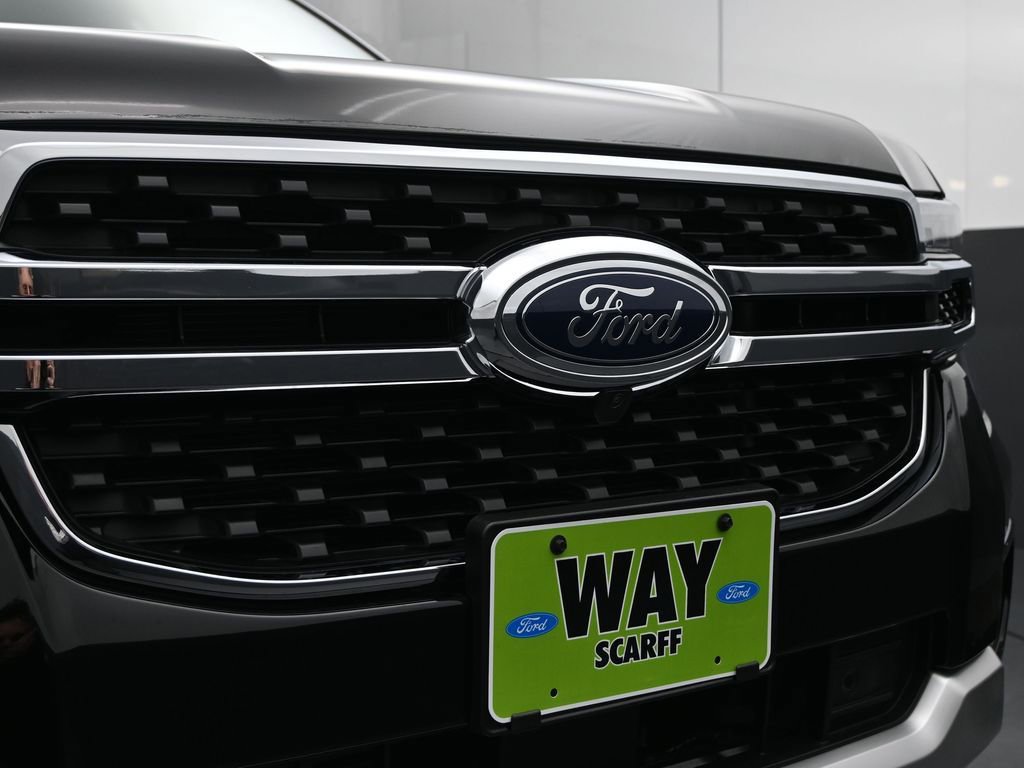 New 2025 Ford Ranger Lariat w/ Chrome Accent Package image 16