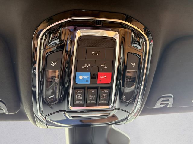 New 2026 Jeep Grand Wagoneer Summit AWD/4WD image 21