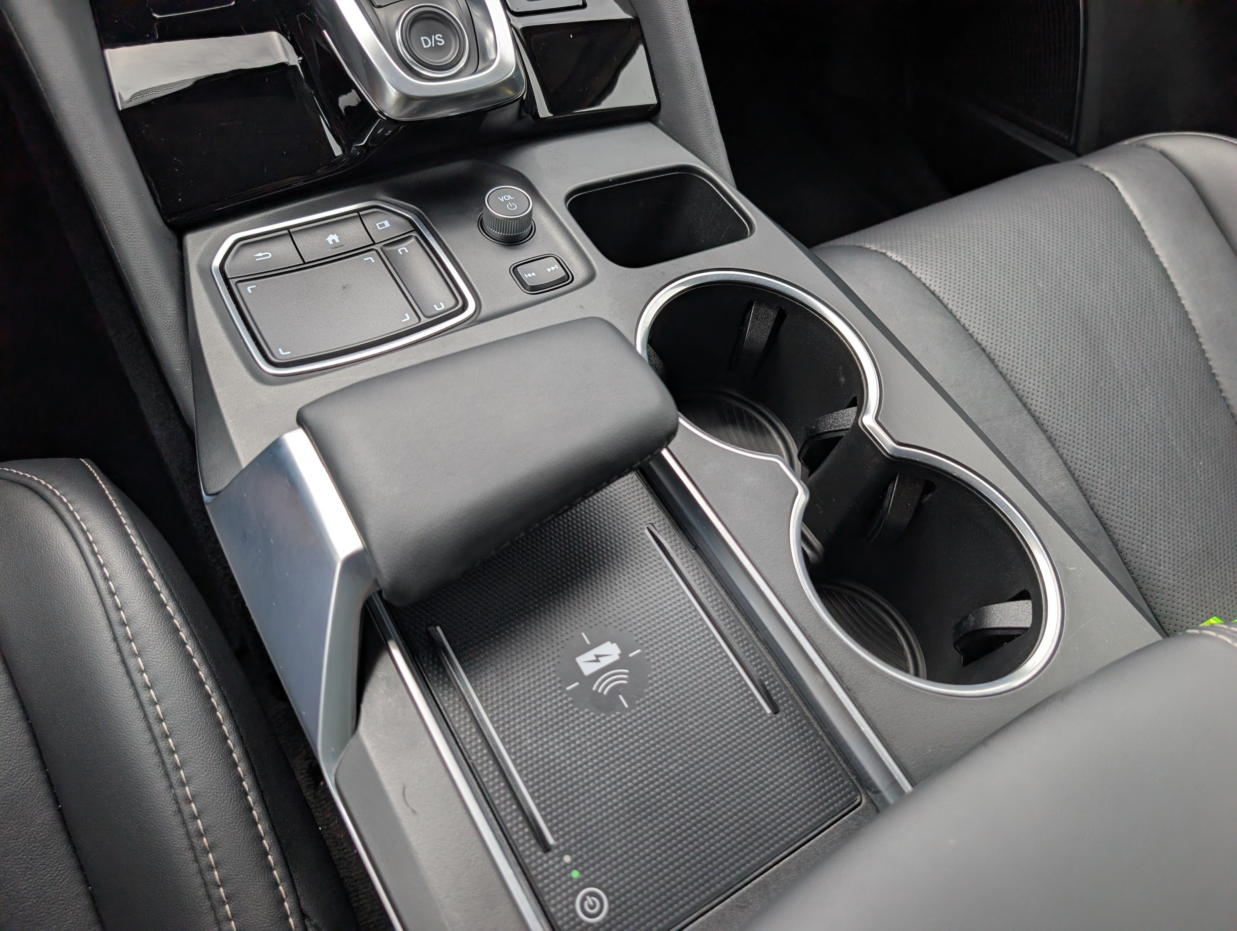 Certified 2024 Acura MDX FWD w/ Technology Package image 22