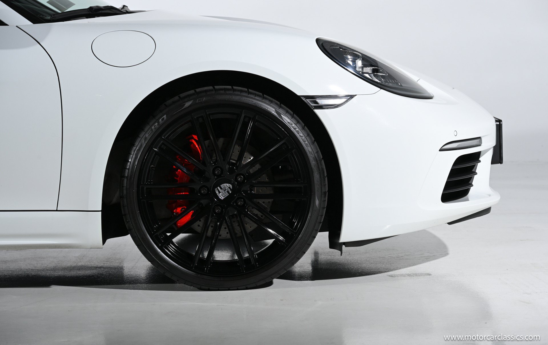 Used 2018 Porsche 718 Cayman S RWD image 12
