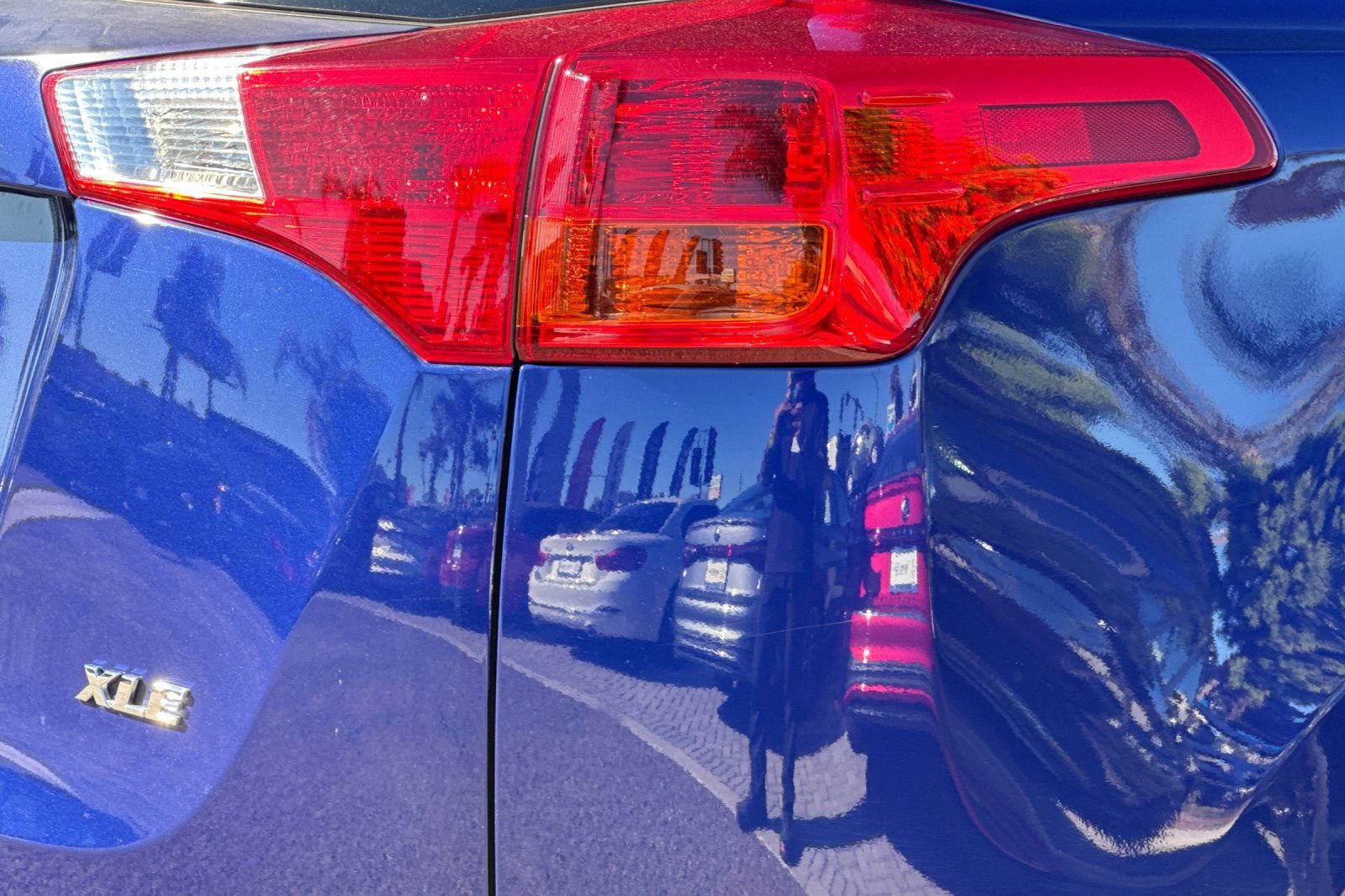 Used 2015 Toyota RAV4 XLE image 25