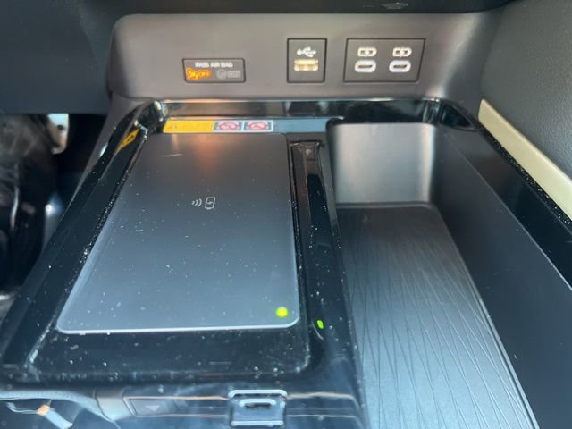 Used 2025 Toyota Camry XSE image 16