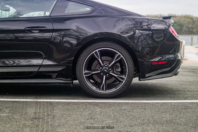 Used 2017 Ford Mustang GT Premium image 5