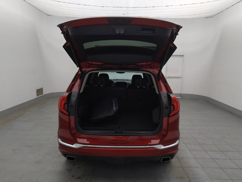 Used 2020 GMC Terrain Denali w/ Denali Premium Package FWD image 29