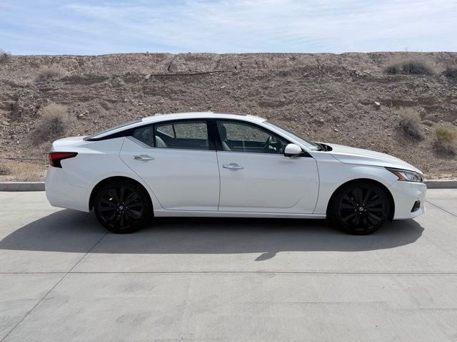 Certified 2020 Nissan Altima 2.5 Platinum FWD image 4