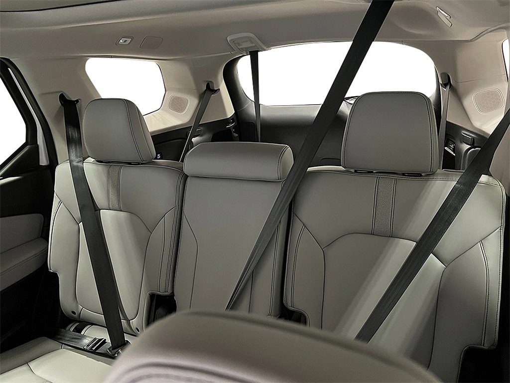 New 2025 Honda Pilot Touring image 26