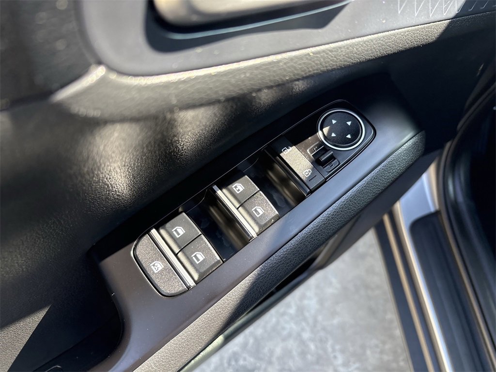 Certified 2025 Kia Soul EX image 22