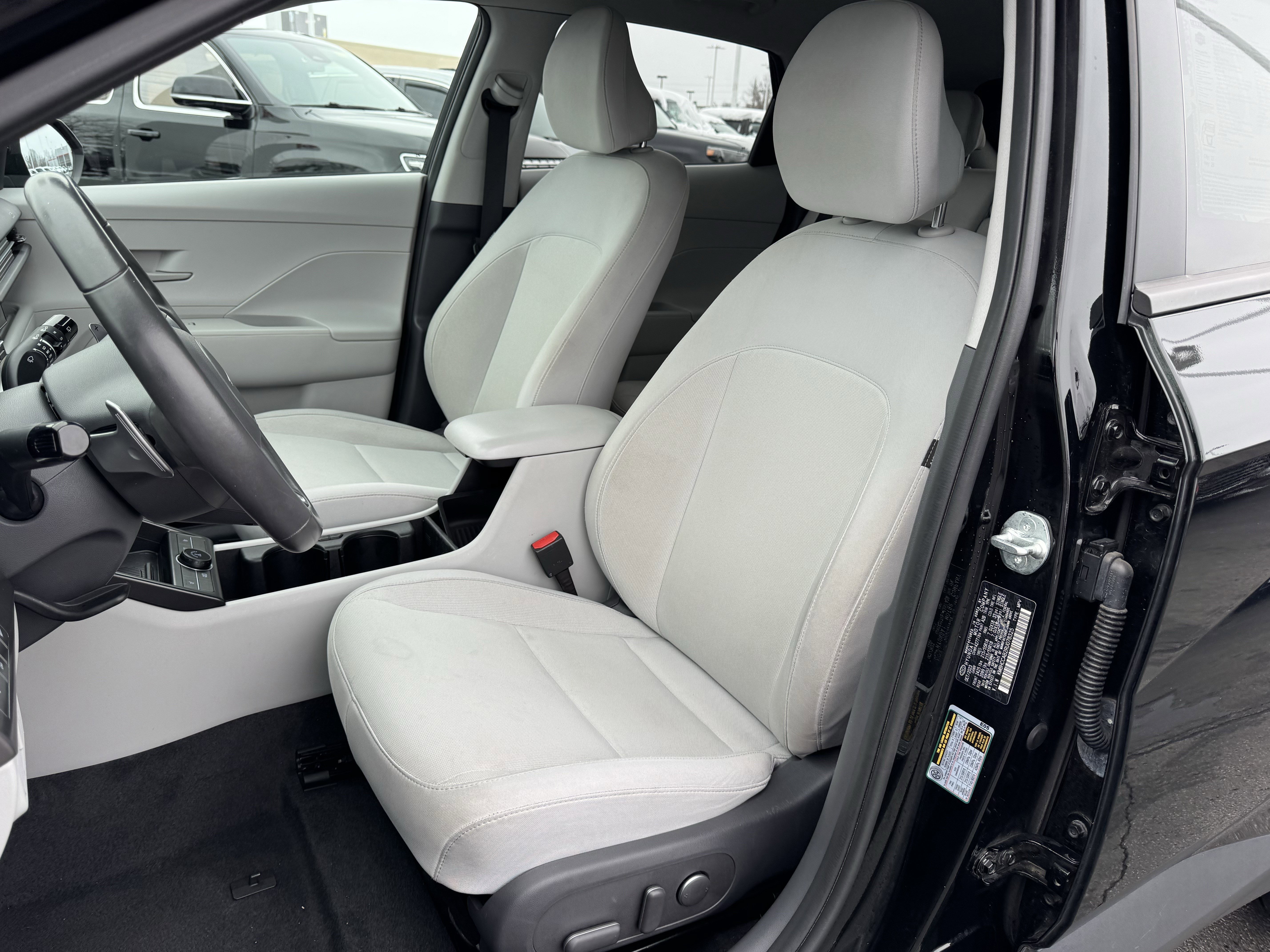 Used 2024 Hyundai Kona SEL w/ Convenience Package image 25