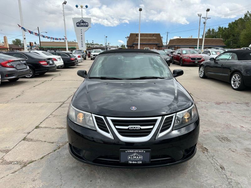 Used 2011 Saab 9-3 Aero FWD image 2