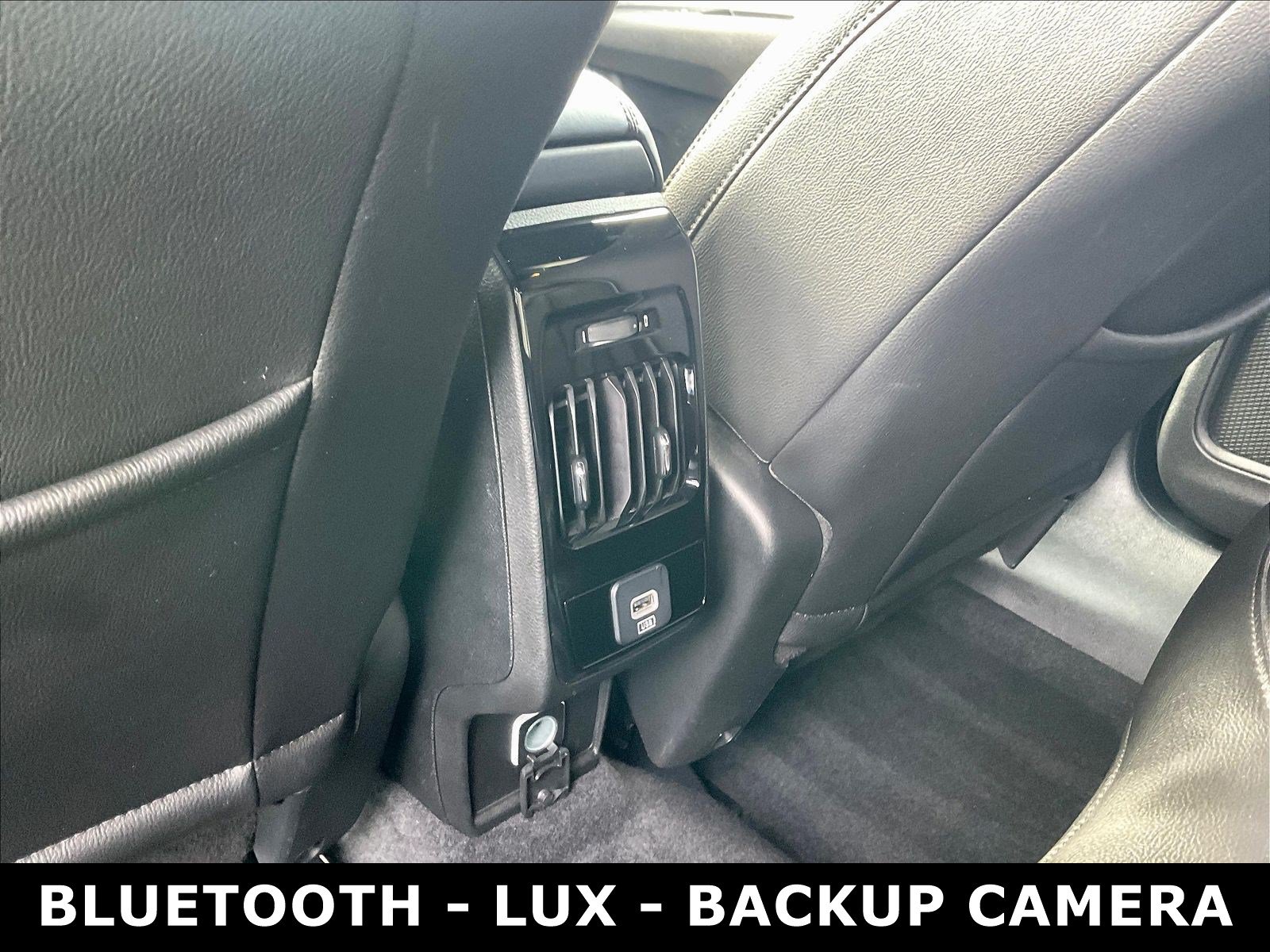 Used 2024 Jeep Compass Latitude AWD/4WD image 10