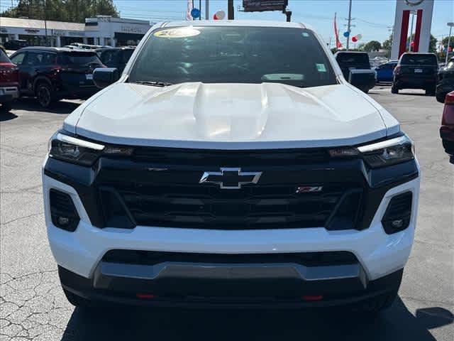 Used 2024 Chevrolet Colorado Z71 w/ Z71 Convenience Package 2 AWD/4WD image 8