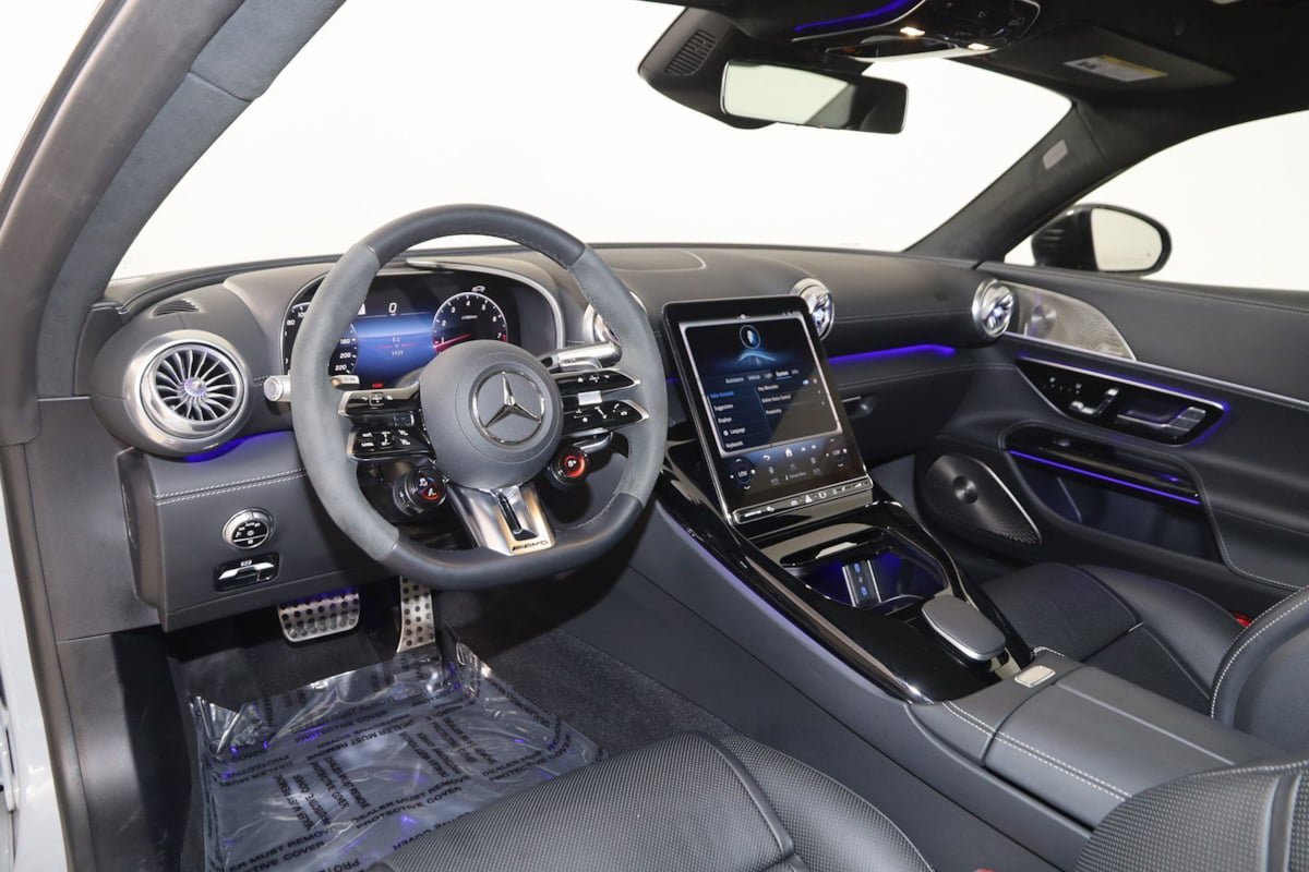 Used 2025 Mercedes-Benz AMG GT 63 w/ AMG Night Package image 41
