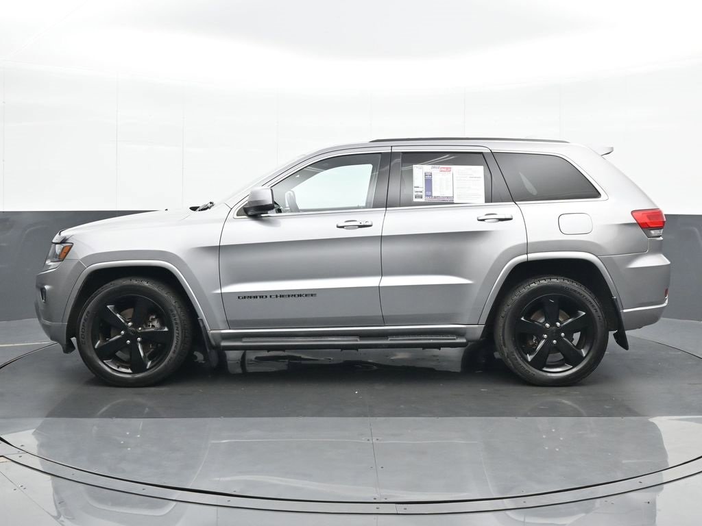 Used 2014 Jeep Grand Cherokee Altitude image 3