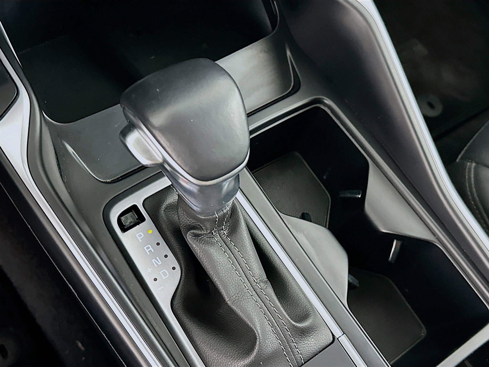 Used 2023 Kia Sorento EX image 24