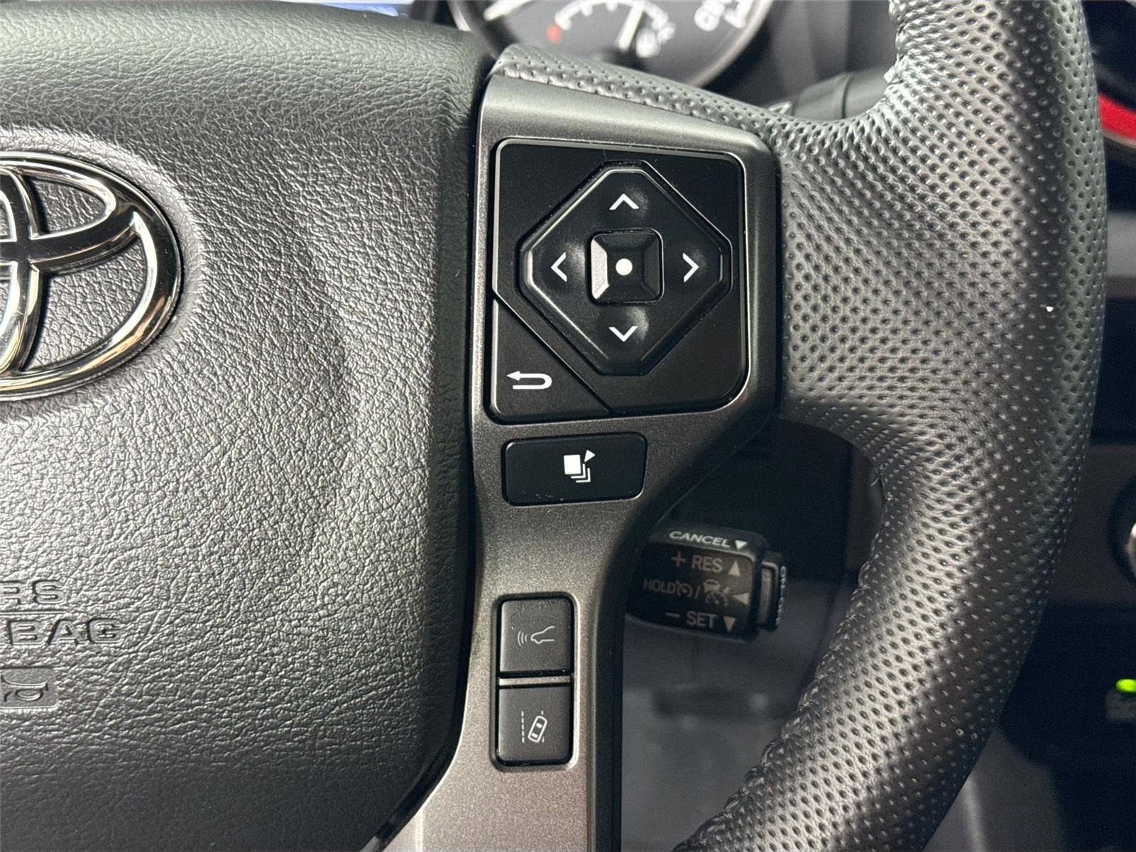 Certified 2023 Toyota Tacoma TRD Off-Road w/ Technology Package AWD/4WD image 16