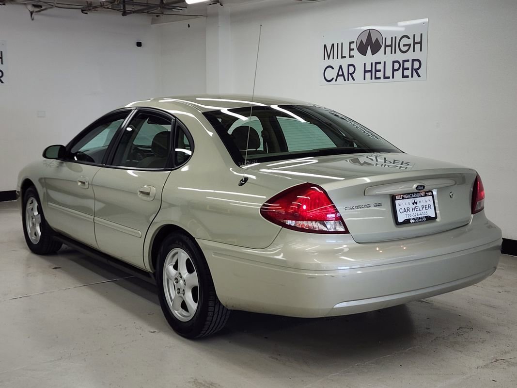 Used 2004 Ford Taurus SE image 7