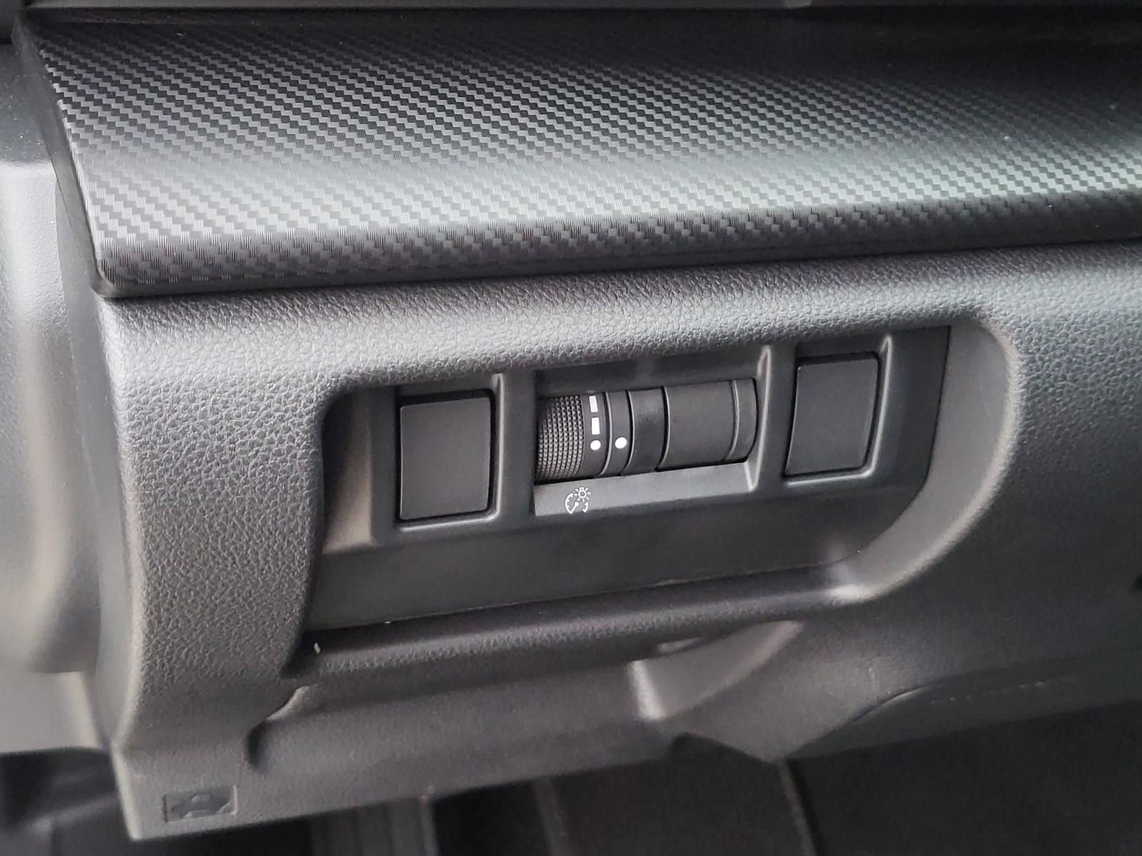 Certified 2025 Subaru Crosstrek 2.0i Premium image 21