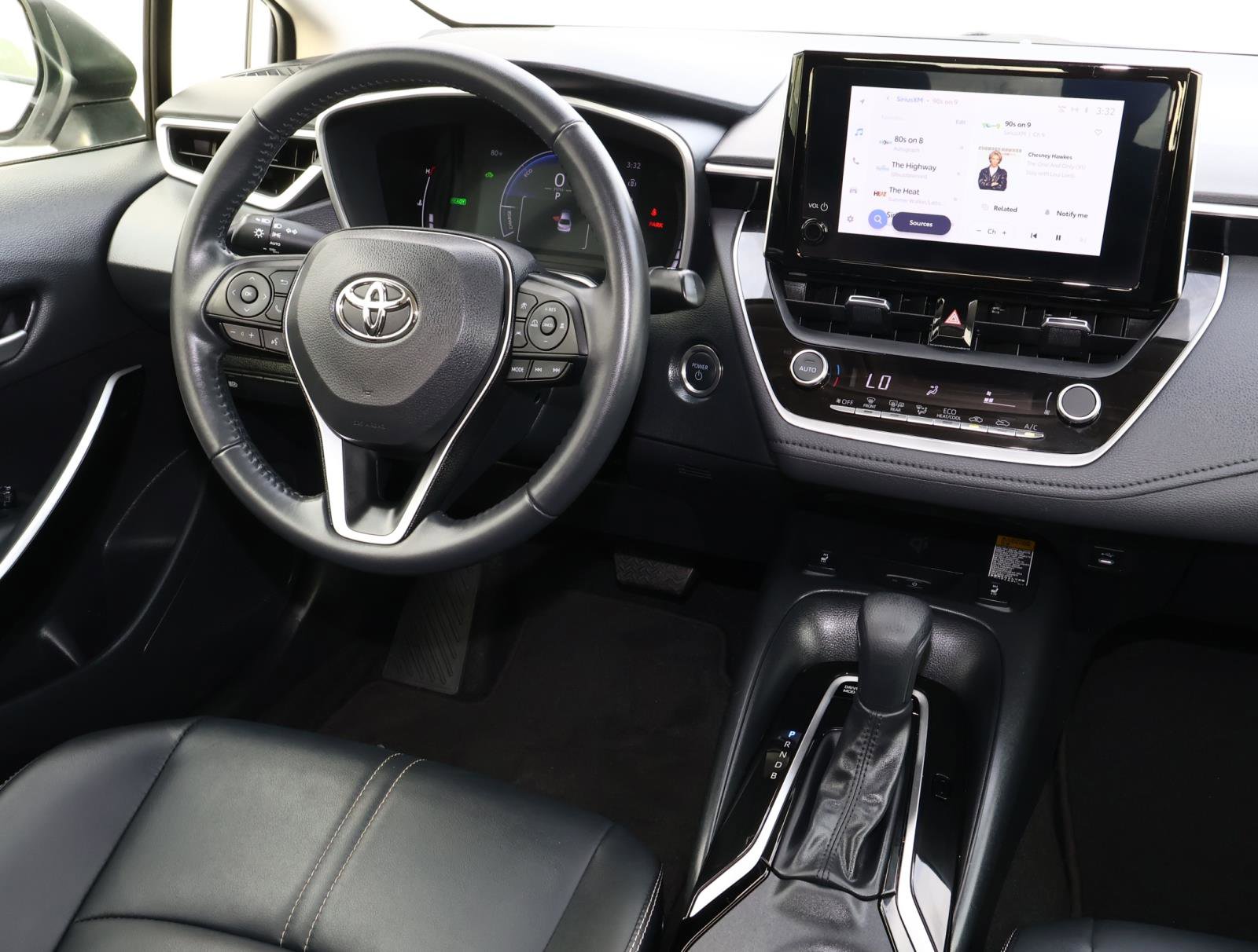 Used 2024 Toyota Corolla XLE image 10