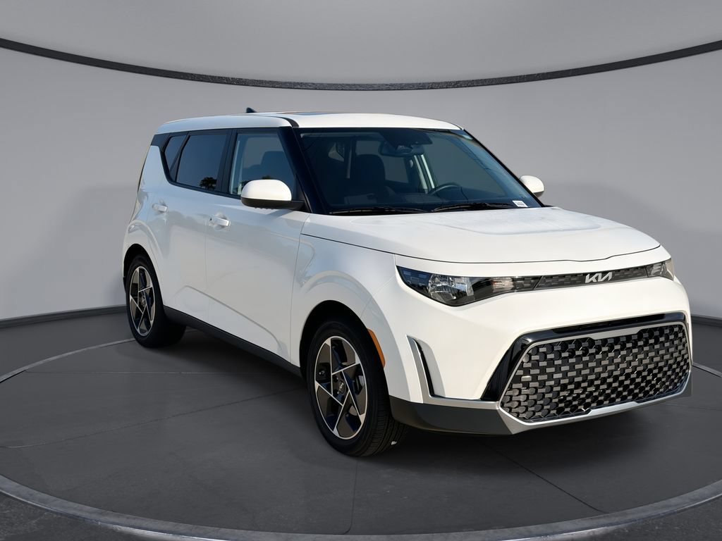 Used 2024 Kia Soul EX FWD image 12