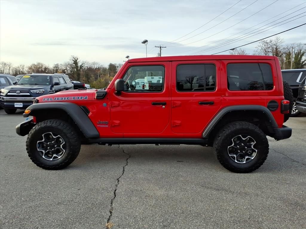 Used 2022 Jeep Wrangler Unlimited Rubicon 4xe w/ Cold Weather Group image 7