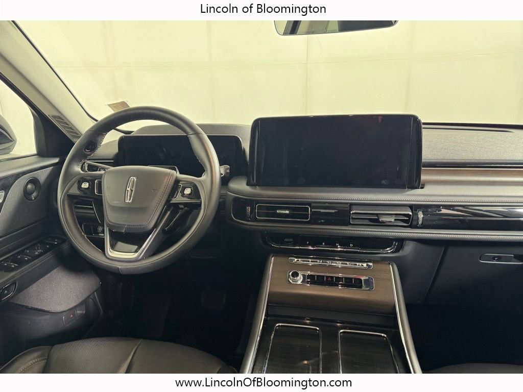 Certified 2025 Lincoln Aviator Reserve w/ Illumination Package AWD/4WD image 23