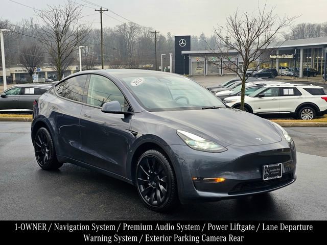 Used 2023 Tesla Model Y Long Range image 1