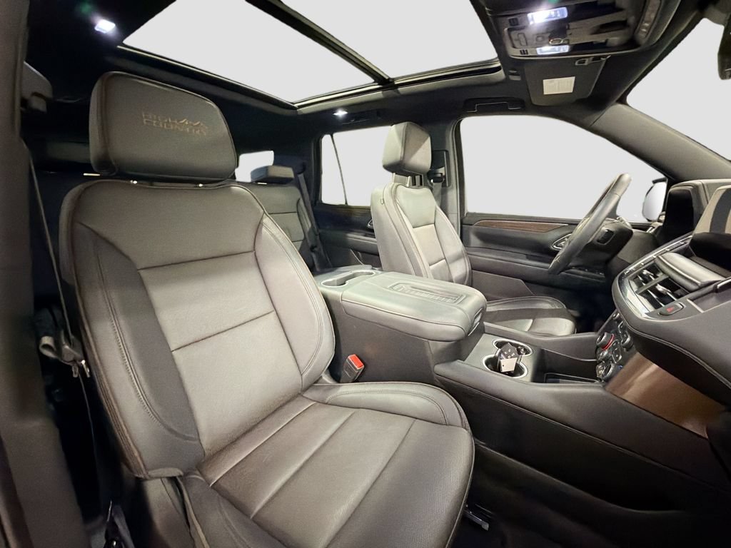 Used 2023 Chevrolet Tahoe High Country AWD/4WD image 32