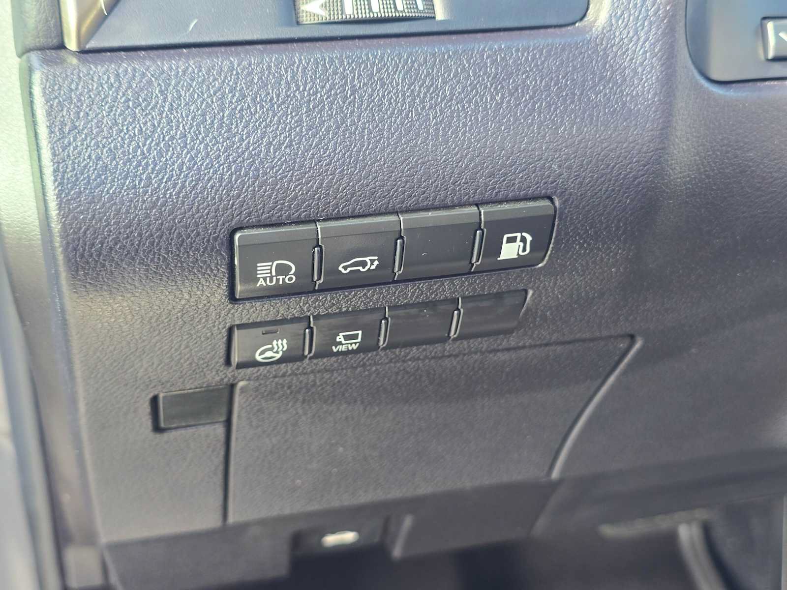 Used 2022 Lexus RX 450h AWD w/ Premium Package image 26