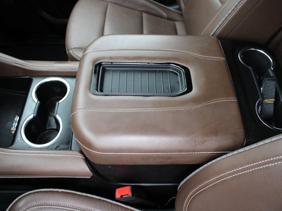 Used 2023 Chevrolet Tahoe High Country image 28