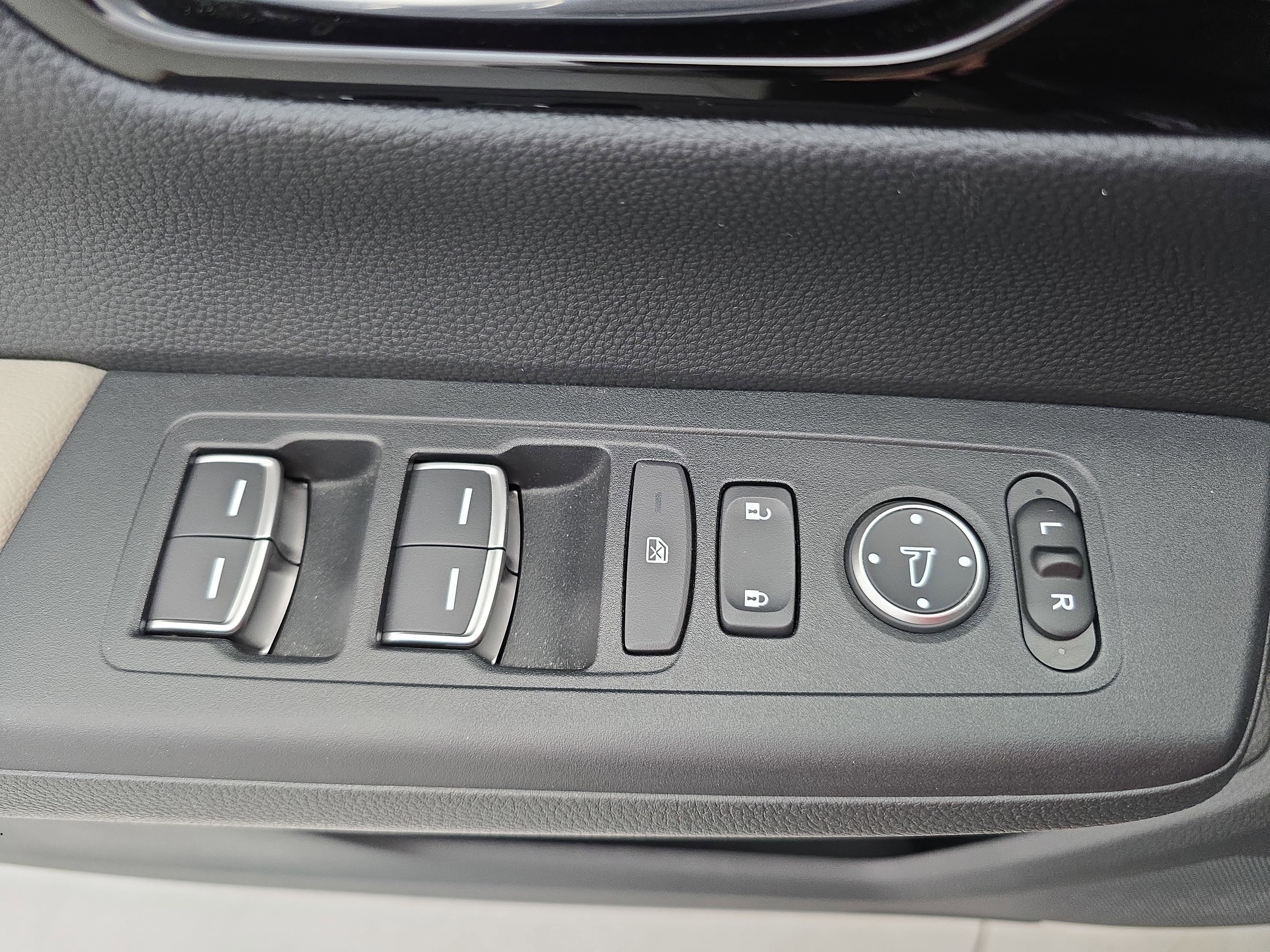 Used 2024 Honda CR-V EX-L image 28