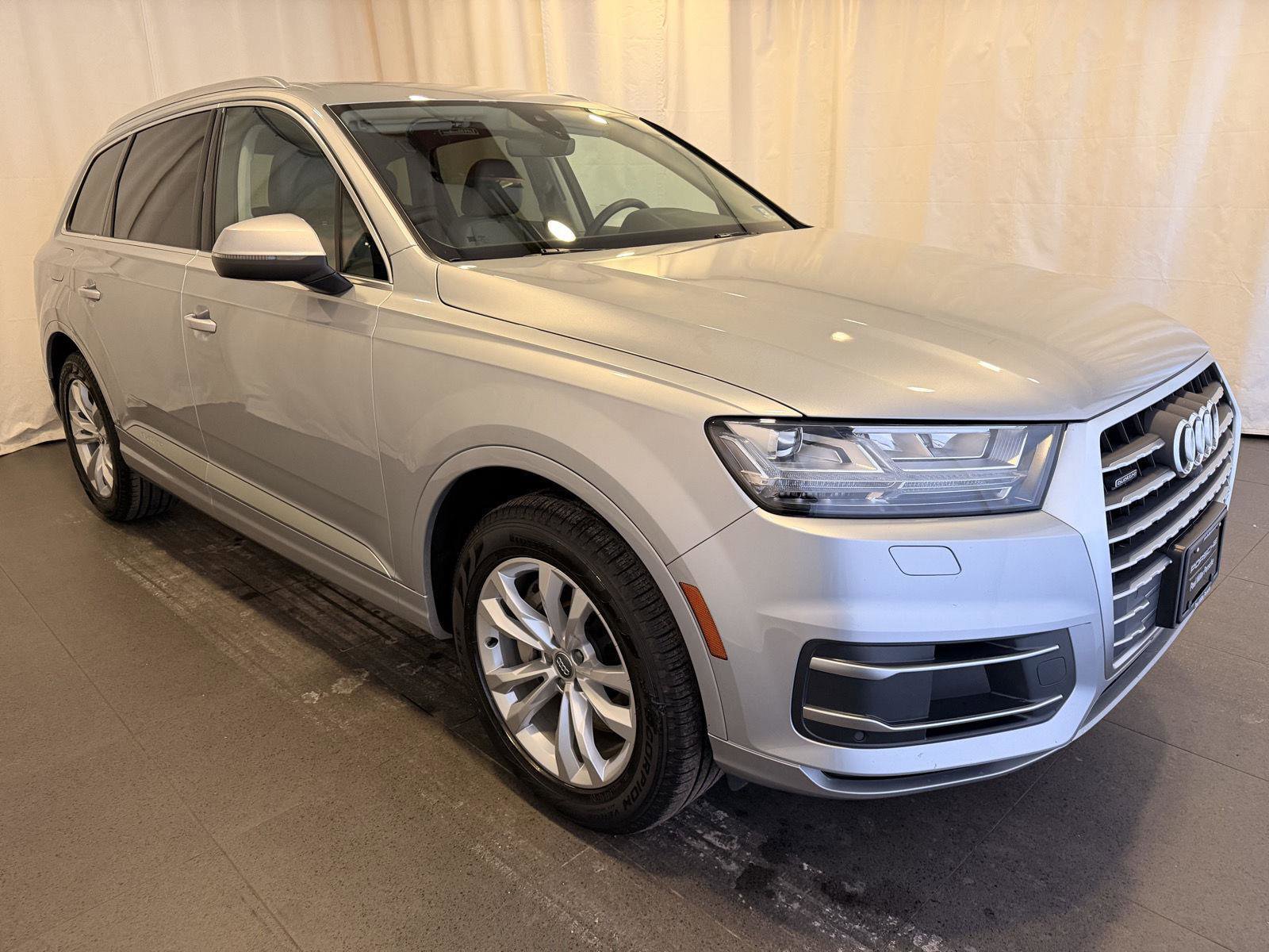 Used 2019 Audi Q7 2.0T Premium w/ Cold Weather Package image 7