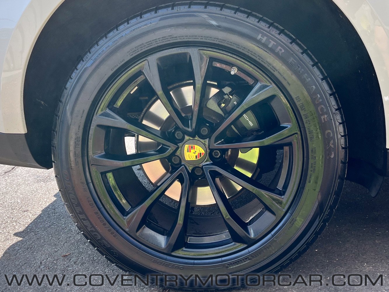 Used 2022 Porsche Macan image 11