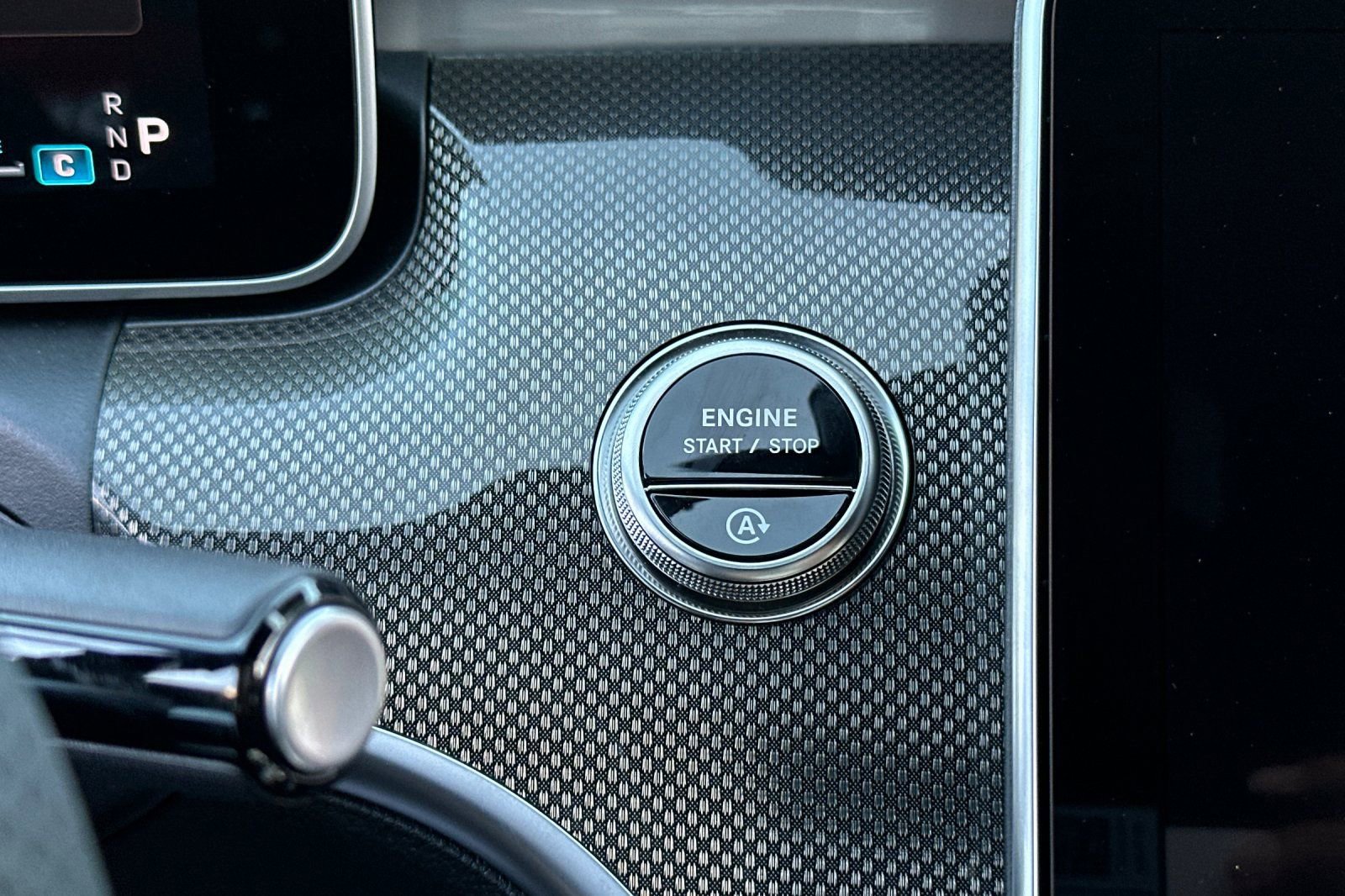 New 2025 Mercedes-Benz C 300 4MATIC Sedan image 19