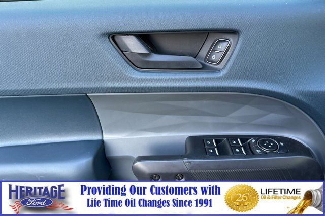 New 2025 Ford Maverick XLT w/ Black Appearance Package image 8