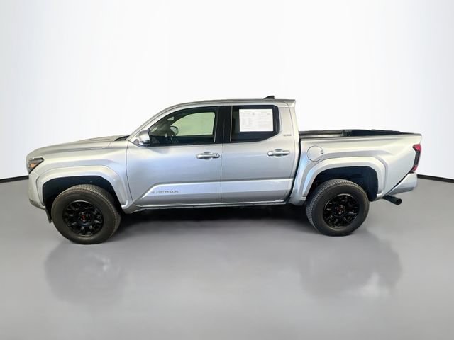 Used 2025 Toyota Tacoma SR5 RWD image 5