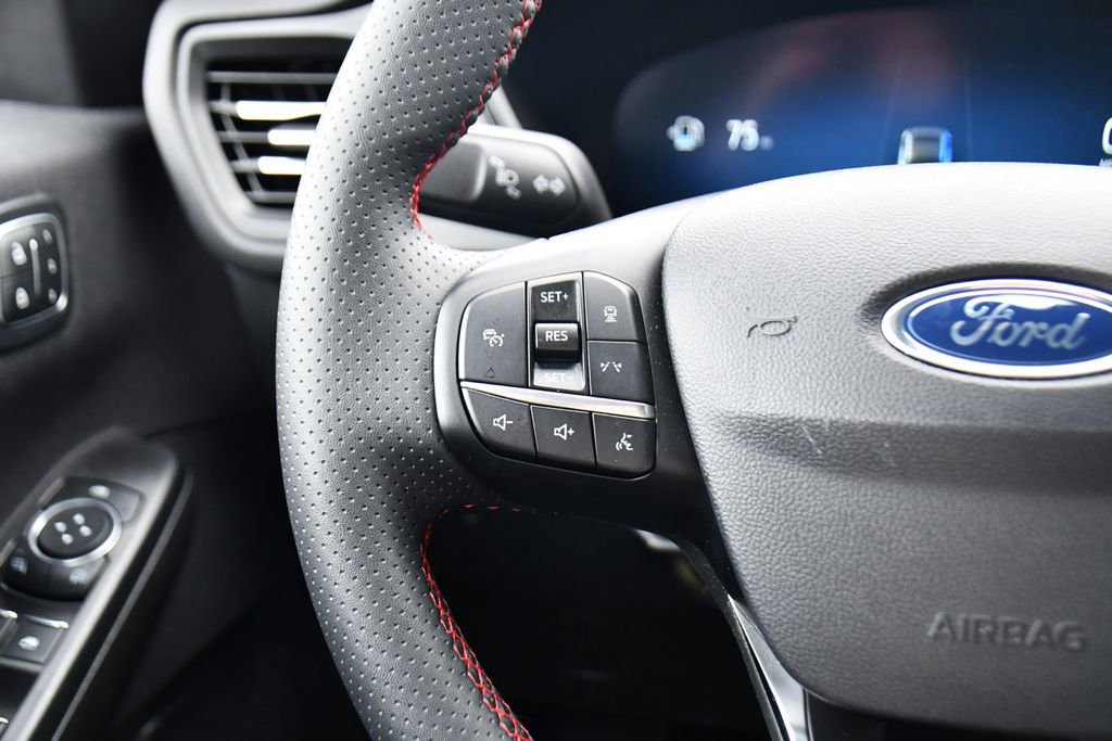 Used 2023 Ford Escape ST-Line Elite image 33