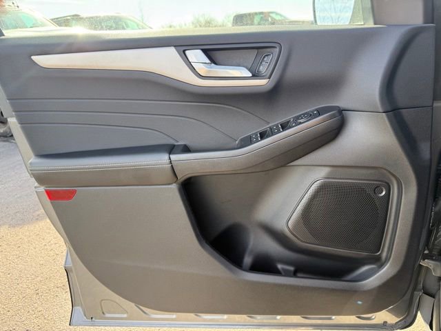 Used 2022 Ford Escape SEL image 14