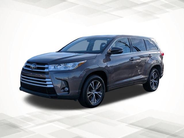 Used 2017 Toyota Highlander Plus image 7