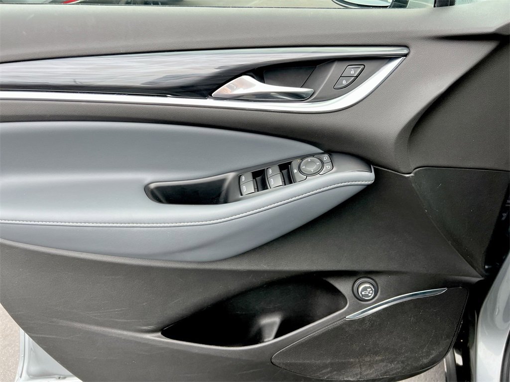 Certified 2023 Buick Enclave Essence w/ Experience Buick Package image 19