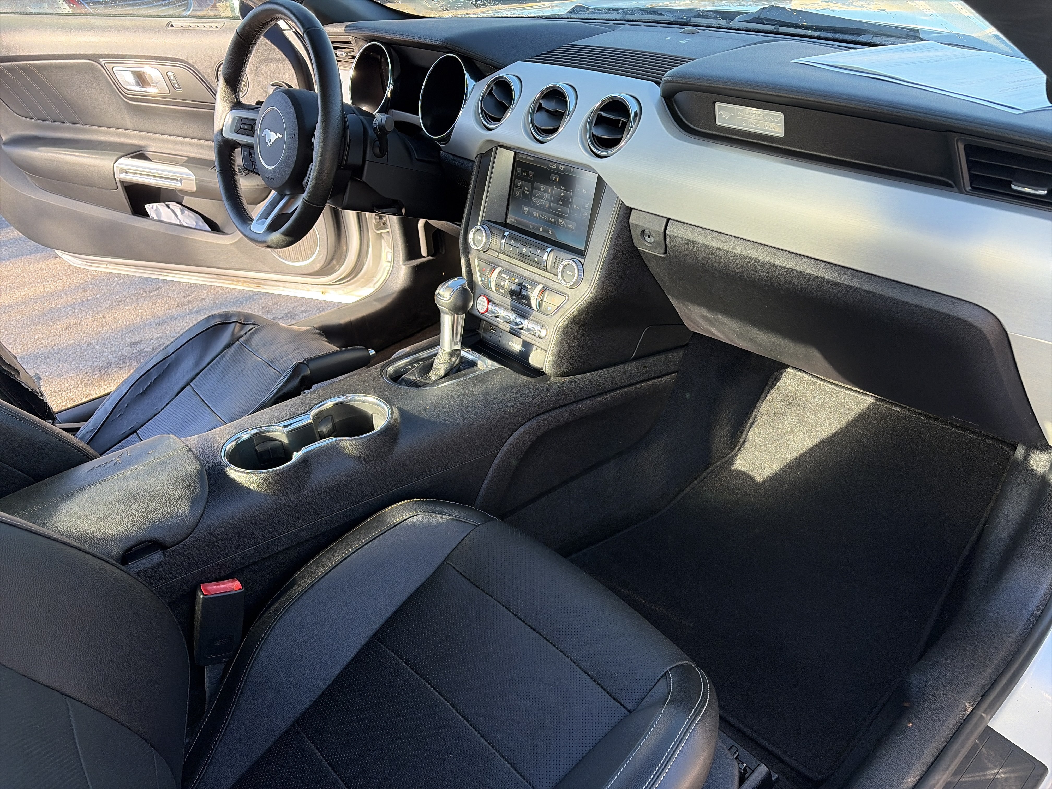Used 2015 Ford Mustang GT Premium RWD image 14