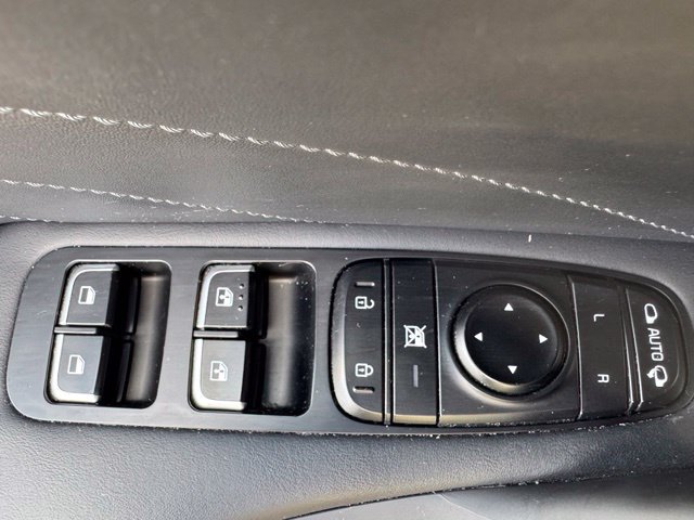 Used 2023 Kia Stinger GT2 AWD/4WD image 11
