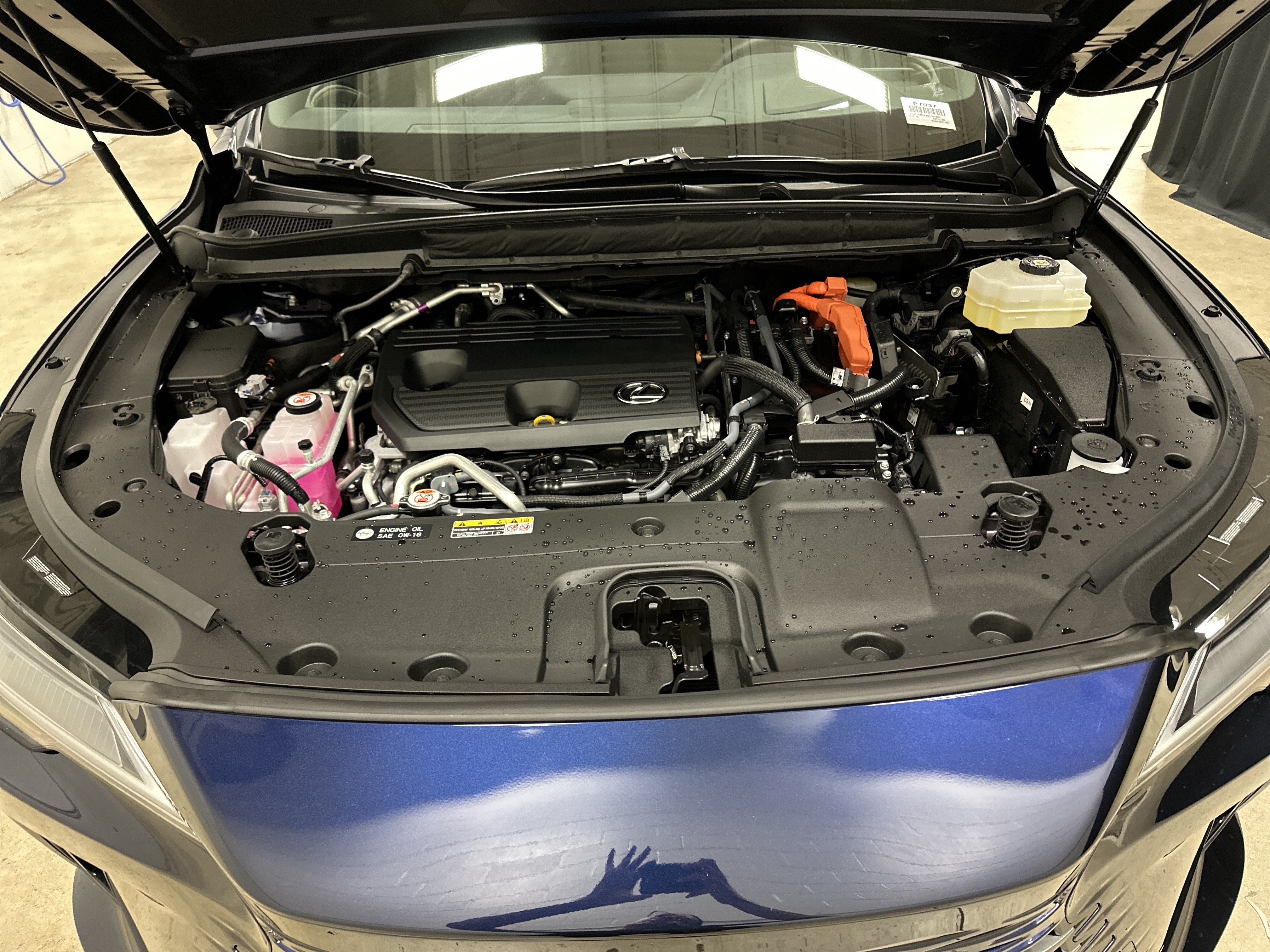 Certified 2025 Lexus RX 450h AWD w/ Convenience Package image 34