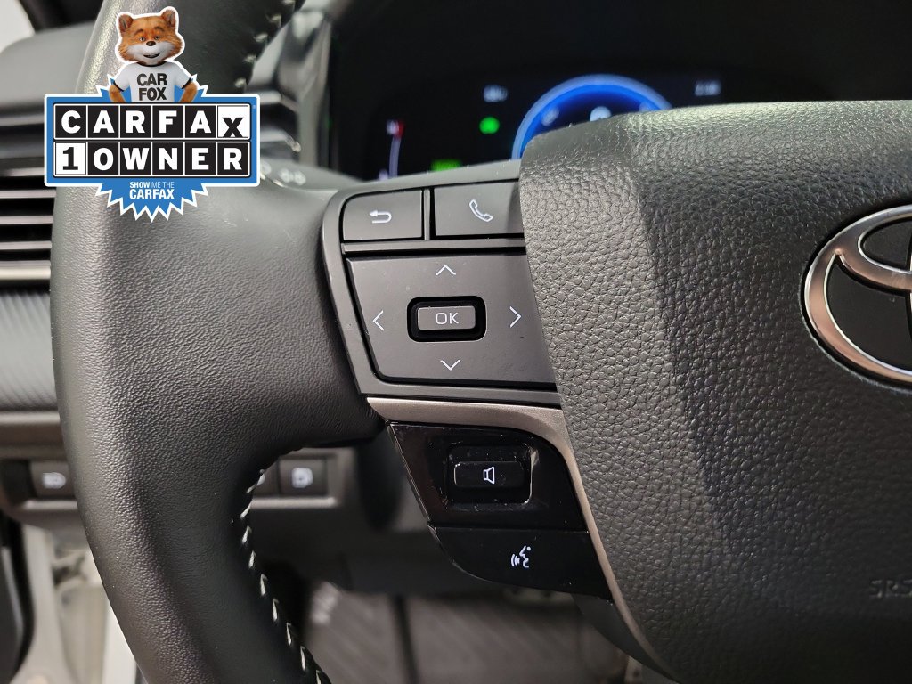 Used 2025 Toyota Camry SE FWD image 24